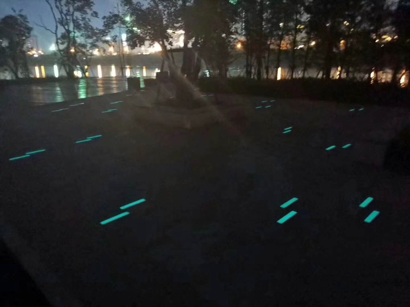 Luminous Ndicators Tiles for Blind Path Glowing in The Dark